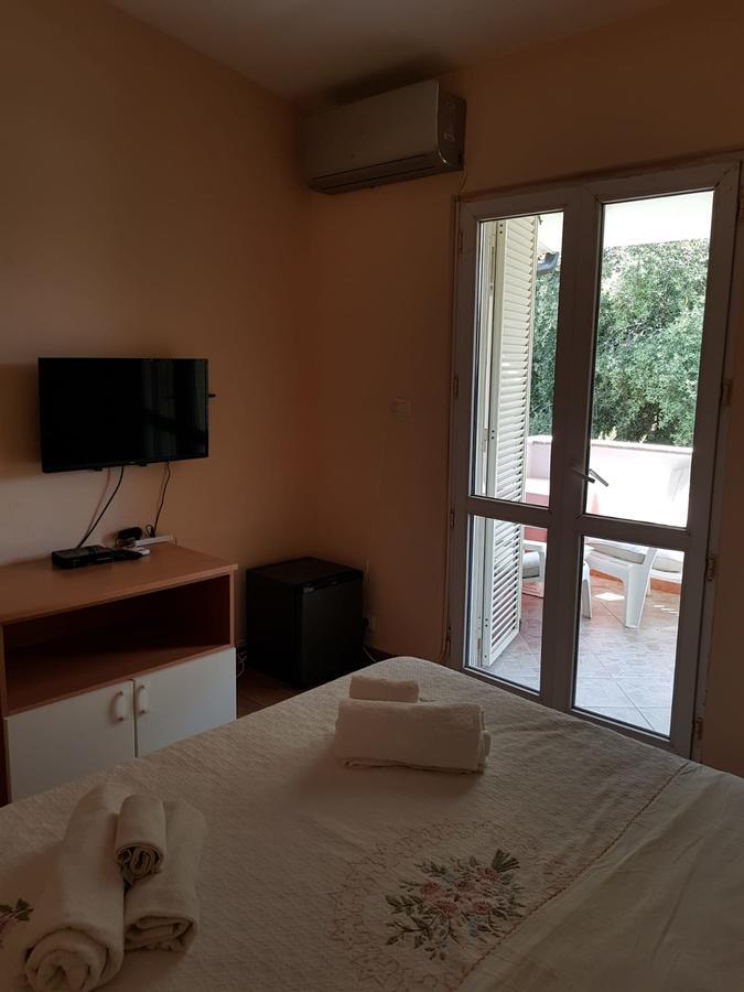 Double Room with Patio,666448626:JPEG