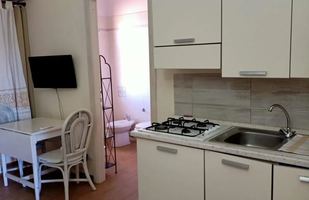 Affitta camere e appartamenti da Gigi e Antonella-1