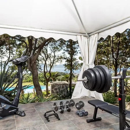 Villa Cava Del Tom Luxury-2
